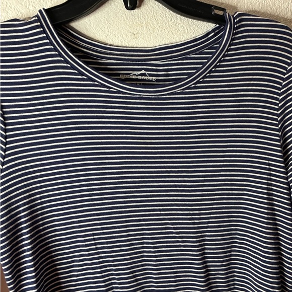 Eddie Bauer Navy & White Stripes Long Sleeve Top M - Picture 6 of 9